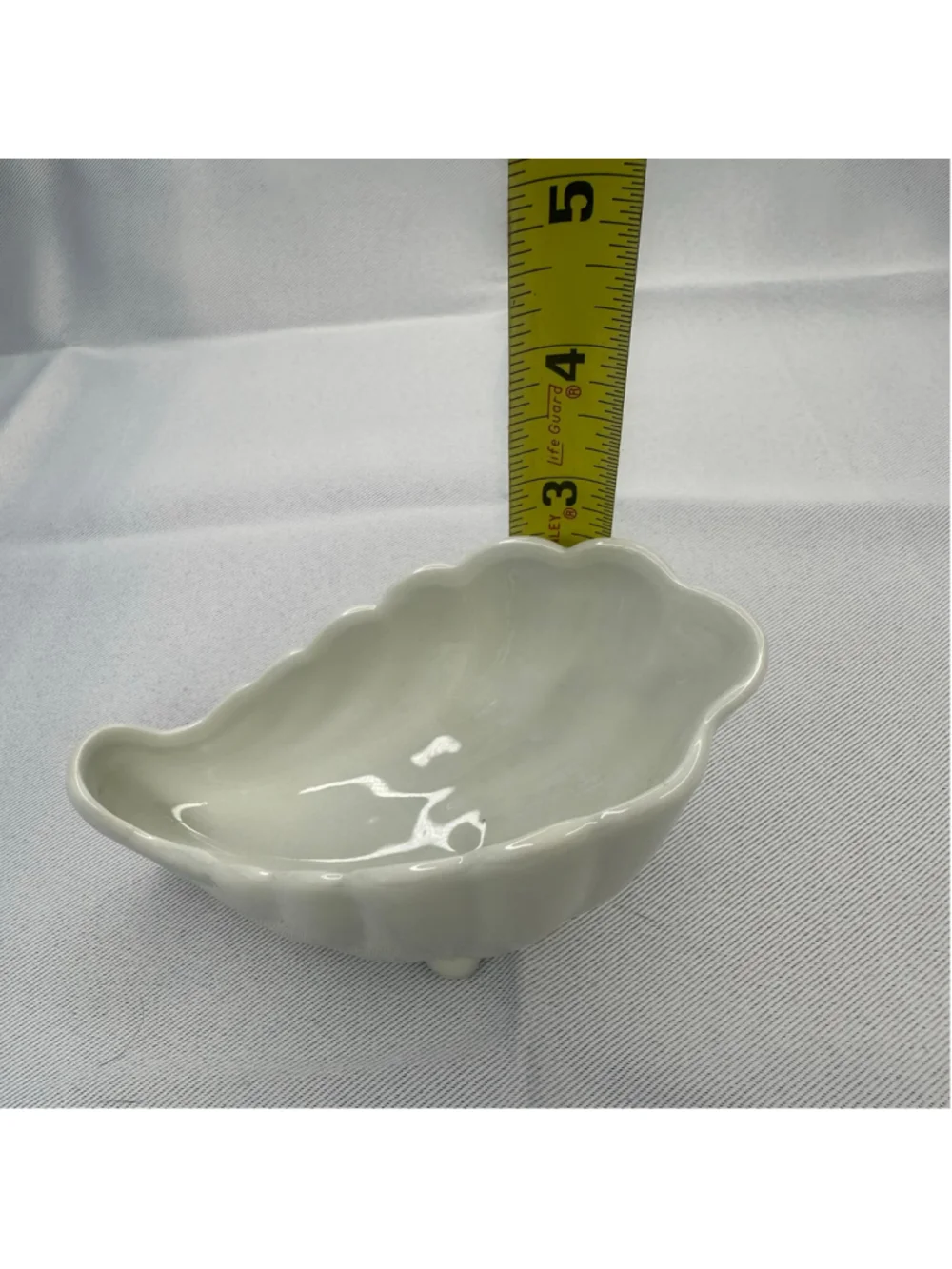 Vintage White Glazed Ceramic Footed Cornucopia Leaf Shell Dish Bowl Troy NY USA